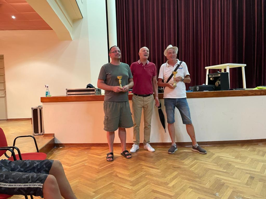 Ce742d950ca63a98d59ecec5eba0da2e L